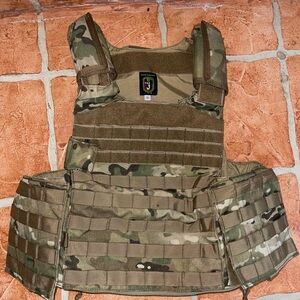 Camouflage plate carrier  size small.  TAG tactical assault gear.